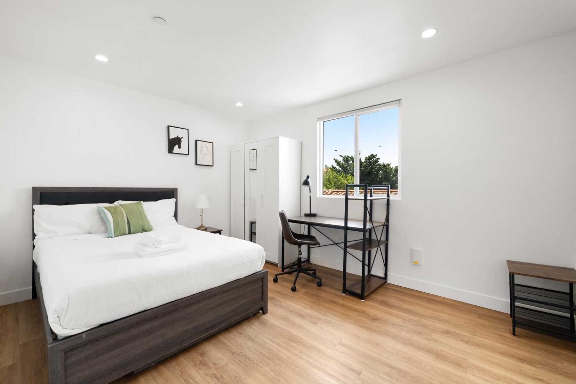 Perfect Location Near Usc, 1Bedroom With Shared Access Los Ángeles Exterior foto