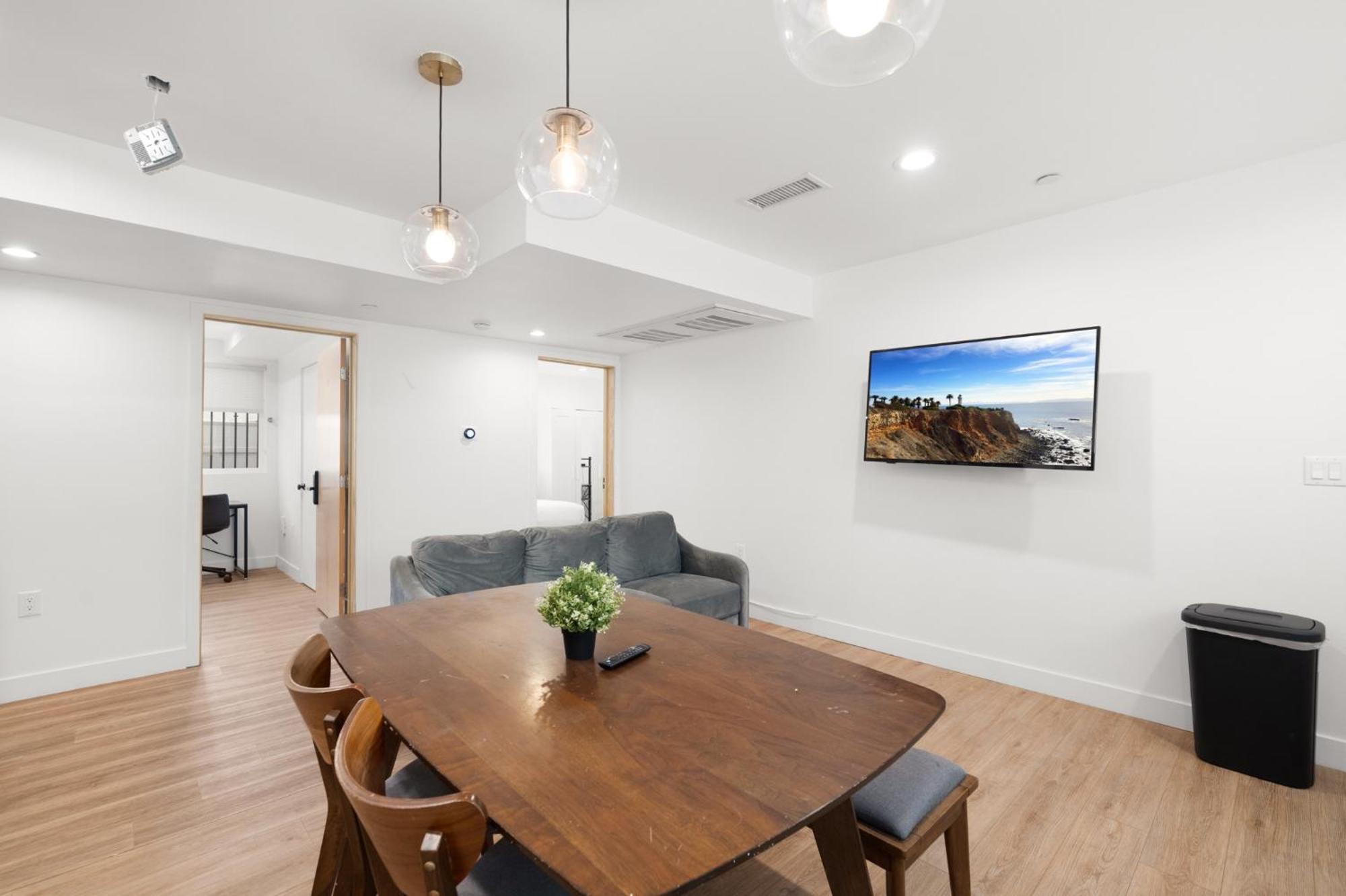 Perfect Location Near Usc, 1Bedroom With Shared Access Los Ángeles Exterior foto